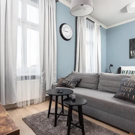 Of The Kings - Mosaic Apartament *